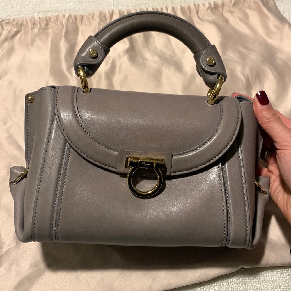 Cute Salvatore top handle handbag